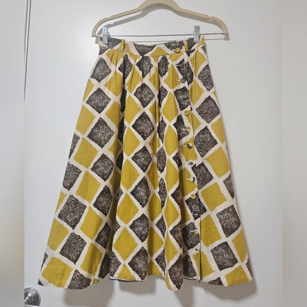 Edme & Esyllte Anthropologie Shifting Buttons Midi skirt - Picture 3 of 8